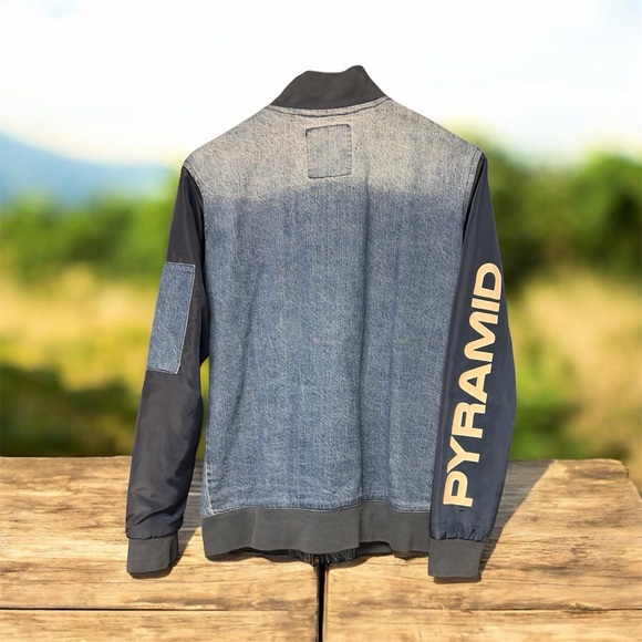 BLACK PYRAMID SPACE JACKET WITH PATCHES - SIZE SMALL - Picture 2 of 6